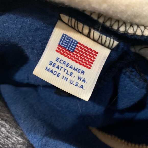 Vintage WARM Snowboarding Ski Hat/Cap with tassels - Picture 3 of 4